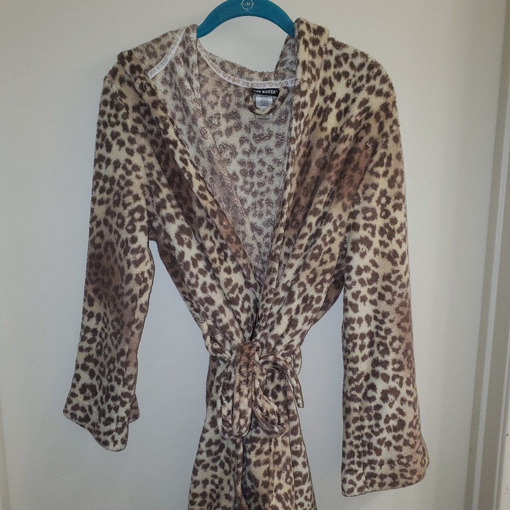 Hooded robe